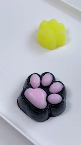 Handmade a cat paw squishy #handmade #fry #squishy #fufusquishy