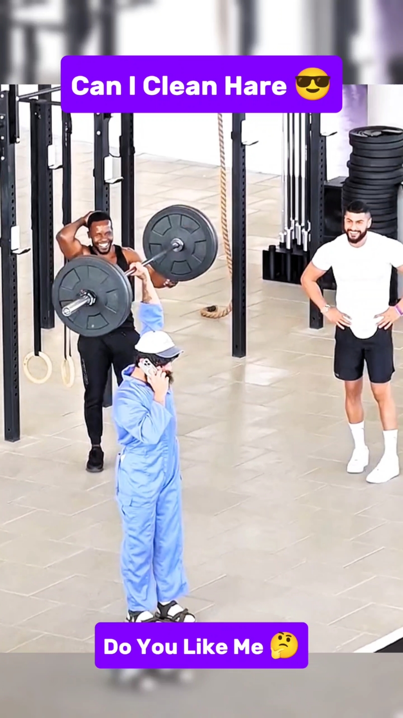 Anatoly Shocked Professional Powerlifters #anatoly #pranks #gym #powerlifting ##bodybuilder #Fitness #workout #france🇫🇷 #usa🇺🇸 @ANATOLY @ANATOLY FAN PAGE @Anatoly @PRLIFESTYLE 