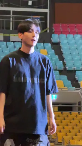 baekhyun dancing to addicted right in front of me omg #baekhyun #exo