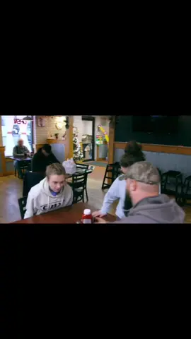 @leahmesser’s daughters Ali and Aleeah talk to Corey about having addie come over to the house ❤️.  #TeenMomTheNextChapter #TeenMom #TeenMom2 #MTV #LeahMesser 