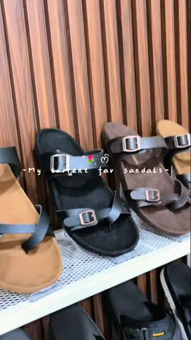 Jadi yang mana favorite brosis? #temanjalanseymour #seymoursandals #sandal #localbrand #fyp #localpride 