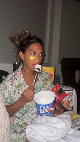 Love island and nightly feasts going crazyyy rn @Mel<3 