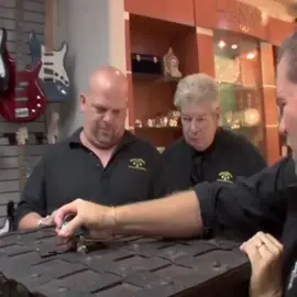 Pawn Stars- Super VALUABLE Antique Items from the 1600s_08 #youarenotthefather#paternitycourt#judge#courtroom#dramatiktok#foryoupage#fypシ゚viral#longvideo