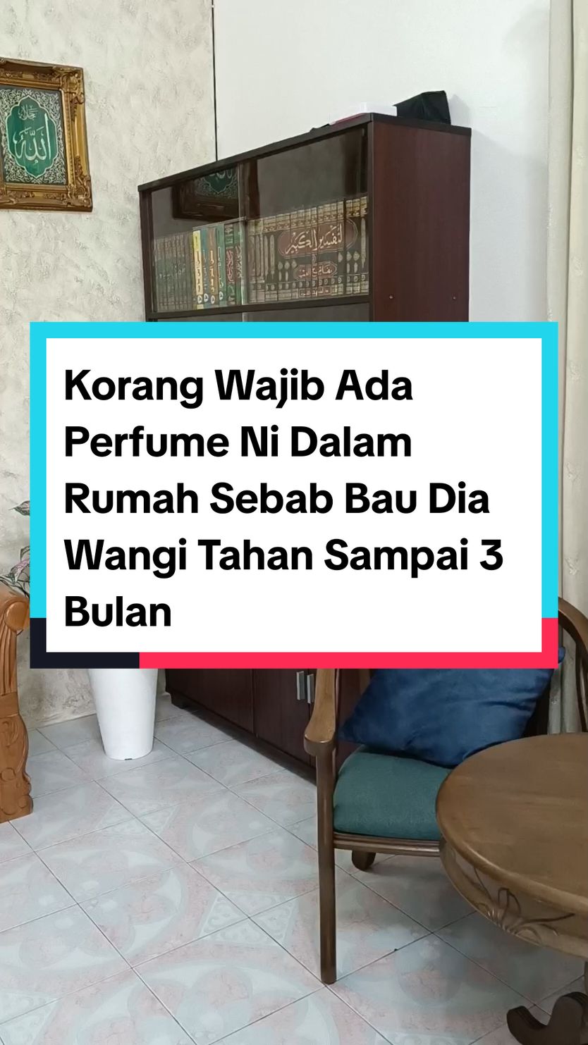 So far ni pewangi rumah paling tahan lama aku pernah pakai. Bau dia sumpah wangi! 😱 #perfume #perfumetiktok #pewangitoiletmurah #pewangikereta #pewangikeretaviral #pewangikeretamurah #pewangikeretatahanbau  #pewangiruangan #pewangirumah #perfumekereta #perfumekeretaviral #perfumekeretamurahwangi #perfumekeretamurah #pewangirumahmurah 