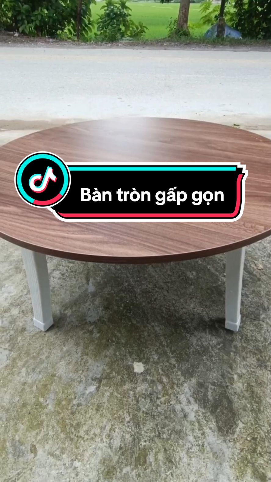Bàn tròn gấp gọn ngồi bệt chân nhựa cứng thẩm mỹ. Đường Kính 60x60cm độ dày 15ly chắc chắn, bền đẹp dùng làm bàn ăn cơm cho 2-3 người, dùng ngồi học, decor... #bantrongapgon #bangotron #banancom #bantron #banancomsinhvien #thinhhanh #xuhuong #toptrending #hot #tienich #dogiadung #dodungtienich 