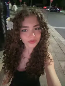 🌺#tiktok #fypシ #foryou #funny #viral #virall #curlyhair #curls #sea 