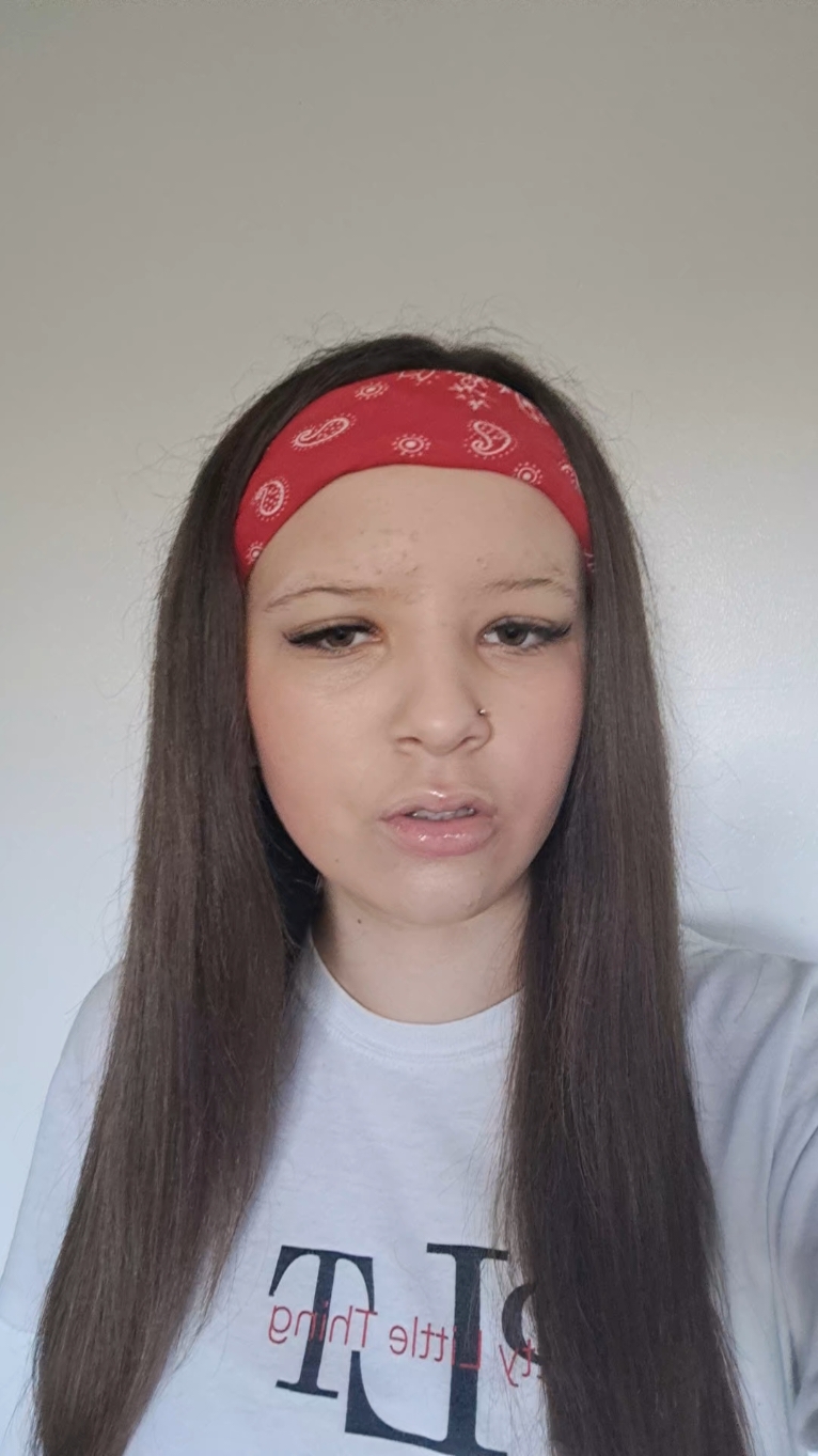 u love her or nah ?  #blowthisup #uk #fyppppppppppppppppppppppp #likefollowfyp #xyzbca #brunnette #getmetiktokfamous #beauty #lipsync #preciousmcgovern🖤 #dimplesmile #hourglassfigurecheck #cardib 
