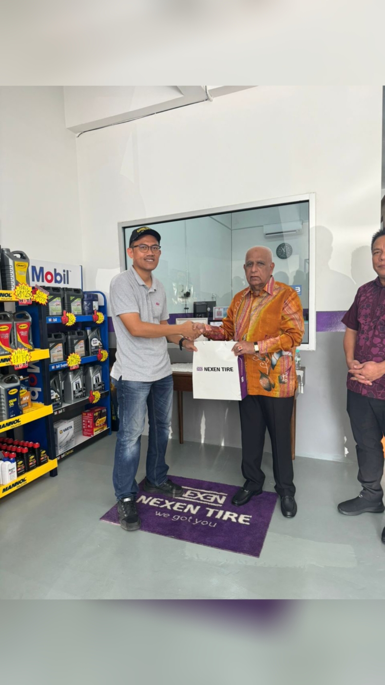 lawatan pengerusi giatmara malaysia ke kedai tayar usahawan giat mara pengerang #liastyre #nexentire #kedaitayardesaru #giatmaramalaysia #giatmarajohor