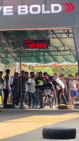 @_TUANMUDA114 pemborong piala 🔥🔥🔥🔥#fyppppppppppppppppppppppp #dragbike201m🏁 #singkawangkalimantanbaratt #dragbikesingkawang 