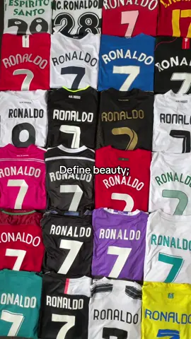 🫰 #ronaldo #ronaldoedit #ronaldofans #footballjersey #footballshirts 