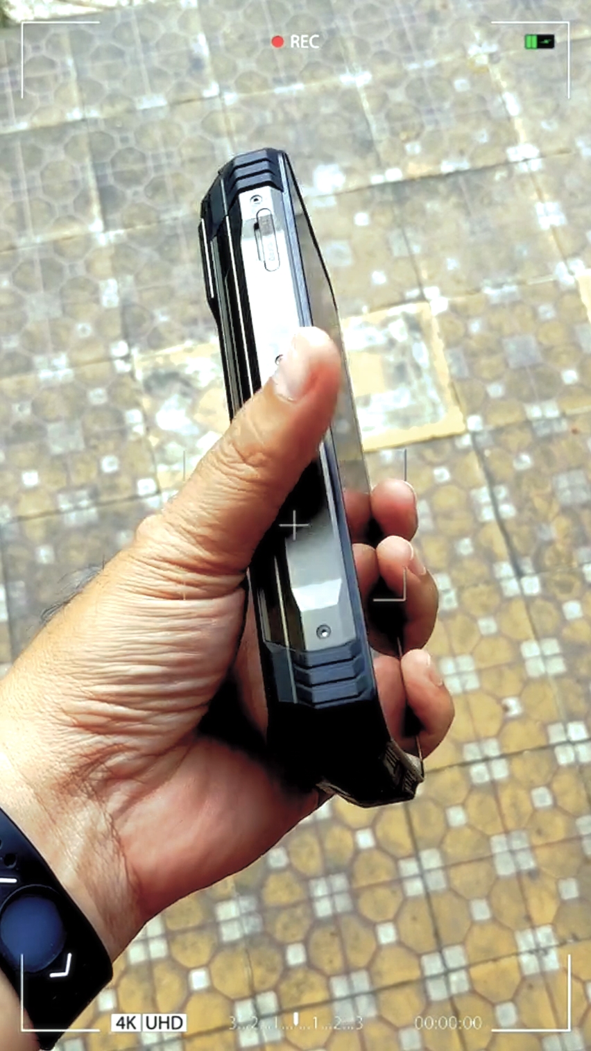 DOOGEE V Max 22000mAh Large battery 12GB+256GB 5G Android 12 Rugged Phone #doogeevmax #androidphone #joeltalargie 