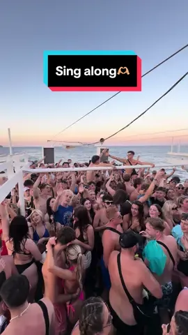 No worries when in greece ✨ #foryou #boatparty #fyp #malia #summer2024 #girlsholiday #boysholiday #malia2024 #singalong 