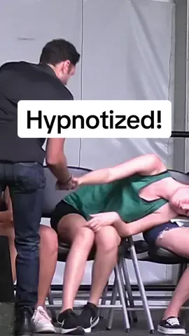 The last guy had me cracking up! #hypnosis #comedy #funny #lol 