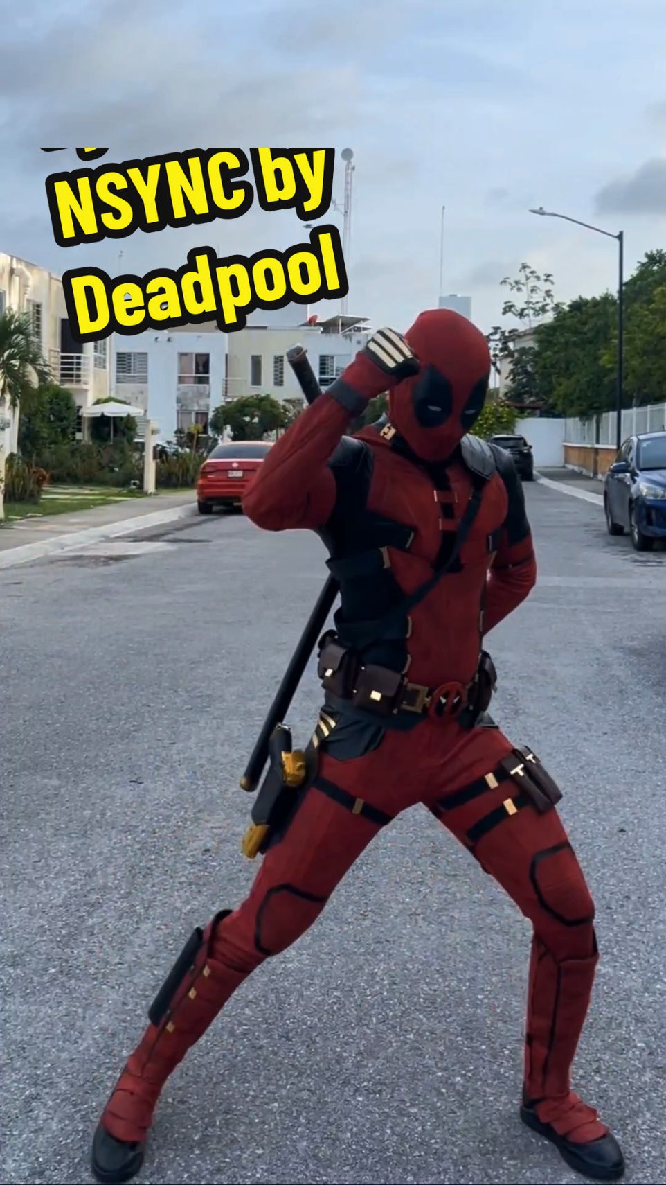 Di mi máximo esfuerzo 🔴😂⚫🕺🏽 @Marvel Entertainment @Marvel Studios  #deadpool #marvelcosplay #Cosplay #comics #p #byebyesundayblues #dance #nsync #nsyncchallenge #CapCut 