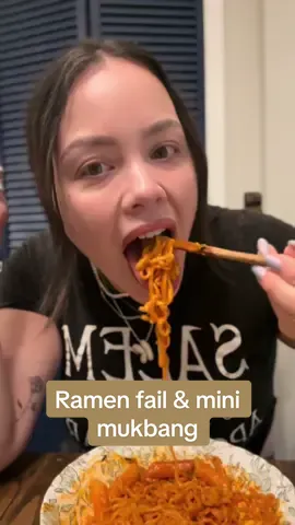Buldak ramen fail & mukbang #buldakramen #mukbang #spicyramen 