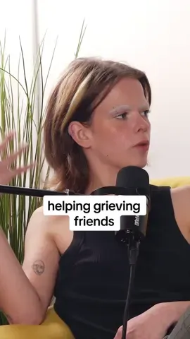 it’s better to try than ignoring your friends grief for the fear of saying something wrong 💭 #grief #griefpodcast #podcast #podcastclips 