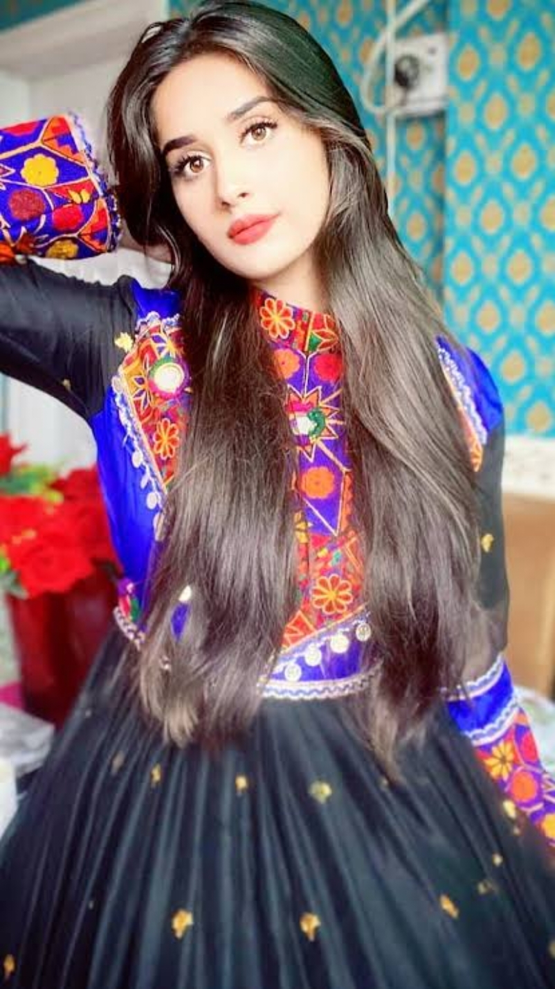 bulaya ta bari mishkil say ghum k ...k toota dil b jora hain kisi ne ...one of the hist song of all the time do like and follow if you like this title thanks  #chahatfatehalikhan #rahatfatehalikhan #songs #hindisong #bollywoodsong #newsongs2024 #nicesong #like 
