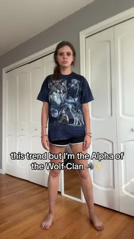 how many wolves on the shirts did you count? 🐺🫵🏻 #wolfgirl #wolfclan 