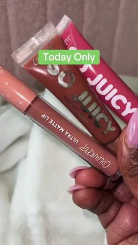 LipGloss #tiktokshop #nationallipstickday #SummerGlowUpTTS #tiktokshopbacktoschool #TikTokMadeMeBuylt #lipgloss #lipliner 