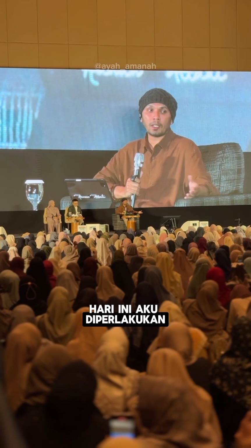 Salah satu skill penting dalam hidup✅ ______________ ⛱COMING SOON 27 OKTOBER - YOGYAKARTA 🌊 Sharing time with Ust. @Hanan Attaki  ▪️Tema: “ YA ALLAH, WHY ALWAYS ME?” 🗓️ AHAD, 27 OKTOBER 2024 ⏲️  15.30-17.30 WIB 🏛️ 📍 Ballroom - HOTEL TENTREM YOGYAKARTA (Jl. P. Mangkubumi, Jetis, Kota Yogyakarta) 💡 Fasilitas : Ilmu yang bermanfaat, teman baru, E-Sertifikat, air mineral, block note, pulpen _______________________________________________ 🟠DAFTAR buka ➡️ SHARINGTIMEUHA.COM (https://sharingtimeuha.com) 🟡Selesai daftar jangan lupa join grup Whatsapp peserta untuk info teknis. 🟤Apabila ada kendala saat proses pendaftaran, chat ke: 0882-0073-00620 (Wa Only). 🗨 Mention temen-temen kamu di JOGJA guys 😀 _______________________________________________ #sharingtime #hananattaki #JOGJA #SLEMAN #BANTUL #KULONPROGO #gunungkidul #hanan_attaki #jogjahits #eventjogja #yogyakarta #kajianjogja #sharingtimejogja #kulinerjogja #wisatajogja #pantaigunungkidul #pantaijogja #pantaiparangtritis