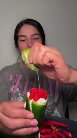 Ufff k deli #jalapeño #takisfuego #snacks #viral #paratii #asmr #muckbang #comiendo #chile #antojos #ponmeenparatitiktok 
