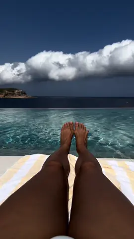Relaxing #sixsenses #fyp #outfitcheck #recommendations #fatimaval 