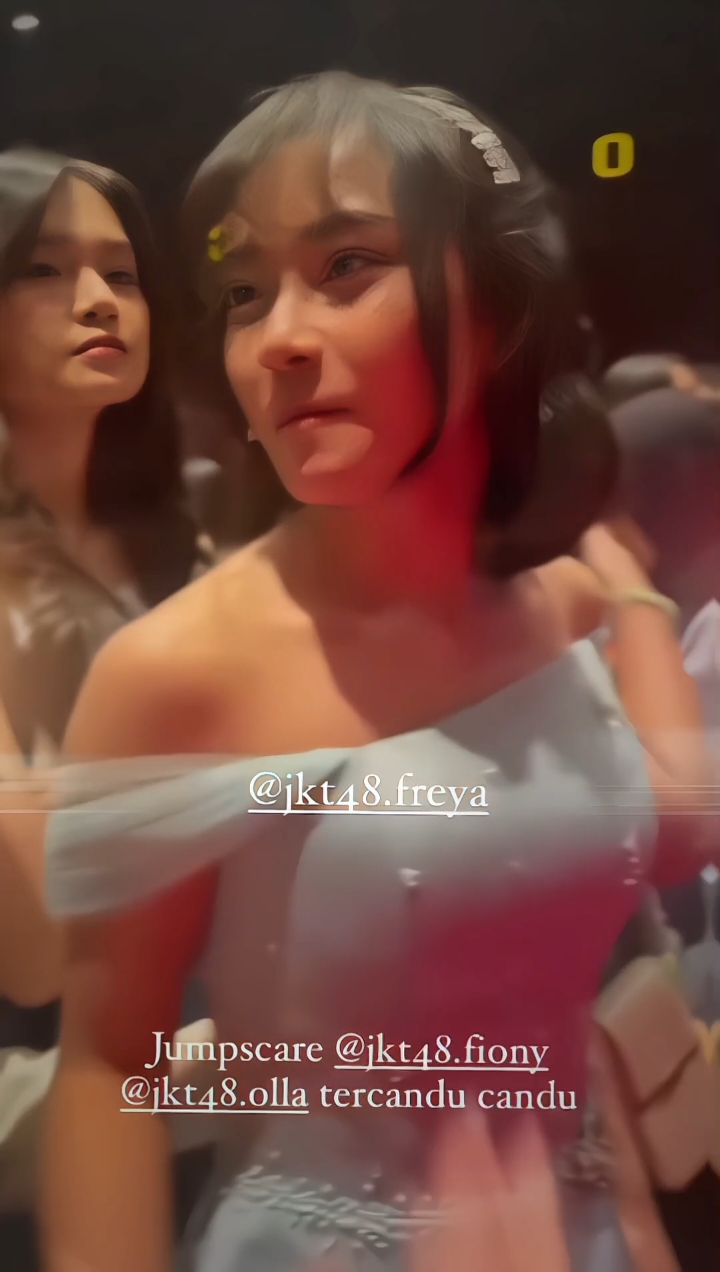 Aw aku di cium😖 #freyajkt48 #jkt48newara #fyp #48fps 