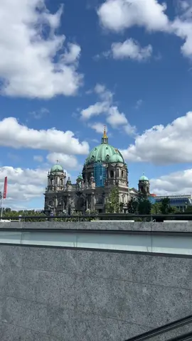 Berlin’s Panorama view from the top of Berlin Cathedral ⛪️🤍  #berlin #berlinlebt #berlintipp #berlincity #germanyberlin #berliner #berlinerdom #berlinspots #berlintravel #berlincathedral #cathedral #dom #berlingo #visitberlin #mustvisit #mustvisitplaces #europe #europeansummer #summervibes #fypシ #fypシ゚viral #fyppppppppppppppppppppppp #foryou 