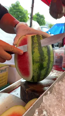 Must-Try $1 Watermelon in Thailand - Watermelon Cutting Skills #watermelon #fyp #viral #tiktokfood  📍V Market https://maps.app.goo.gl/abFueMHjPDdSkP8LA 31, 127 Thanon Chalong Krung, Lam Prathew, Lat Krabang, Bangkok 10520 ⏰ 4pm open