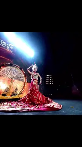 Kim Tú Bình trình diễn National Costume Miss Grand Vietnam 2024 #chuyennhungnanghau 