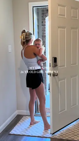 Evening in my life! 3 months postpartum and i feel like ive finally got the hang of being a mom of 2! 👏🫶✨ #smallcontentcreator #girlssupportinggirls #girlmom #MomsofTikTok #monlife #creatorinsights #3monthsold #postpartum #eveningroutine #eveninginmylife 