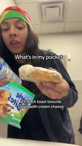 I think ima go for 2 cream cheese bagels tmm i get hungrier after the first one 😭😭 #whatsinyourpocketschallenge #whatsinmypockets #pocketsoffood #fyp #viral 