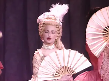 Vogue | MTV VMAs #1990 #madonna #queenofpop #mtvvideomusicawards #vogue 