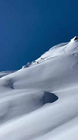 Fresh laps... credit @michi_ralle and @_ninakoenig #foryou #ski #winter #snow #vibe #fyp #viral #skitok