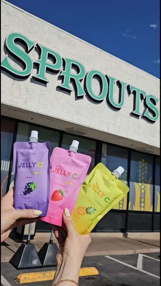 Exciting news! 🎉 Sweet Jelly C is now available at @Sprouts Farmers Market nationwide! 🌟🍇 Grab your sweet and deliciously healthy snack today! #sweetjellyc #konjacjelly #jellysnack #Sprouts #SproutsFarmersMarket 