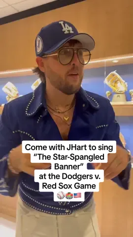 @JHart blew the crowd away with his redention of the “Star-Spangled Banner” at the @Los Angeles Dodgers vs @Boston Red Sox Game ⚾️🧢 #jhart #starspangledbanner #thenationalanthem #dodgers #starspangledbanner #losangeles #ladodgers #redsox #boston #bostonredsox #rnb #WorldSeries #worldserieschamps #rnbtok #baseball #baseballboys #olympics #baseballlife 