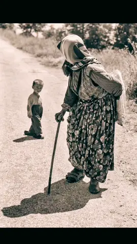 مجھے اُلفت تجھی سے ہے ورنہ لوگ تجھ سے بھی خوبصورت ہیں. 🖤