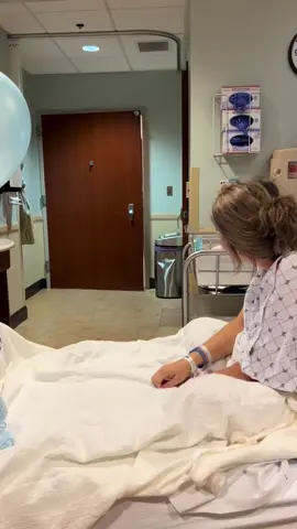 This moment feels like it was just yesterday, but here i am with a 2 year old & 10 month old 😭 #motherhood #motherhoodunfiltered #Siblings #bigbrother #littlesister #hospitalbirth 