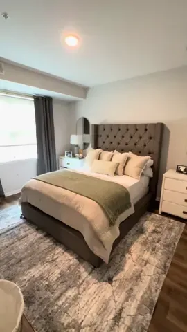 Finished bedroom @ the end! I love it 😍 Let me know what you guys think!! #fyp #roommakeover #dailyvlog 