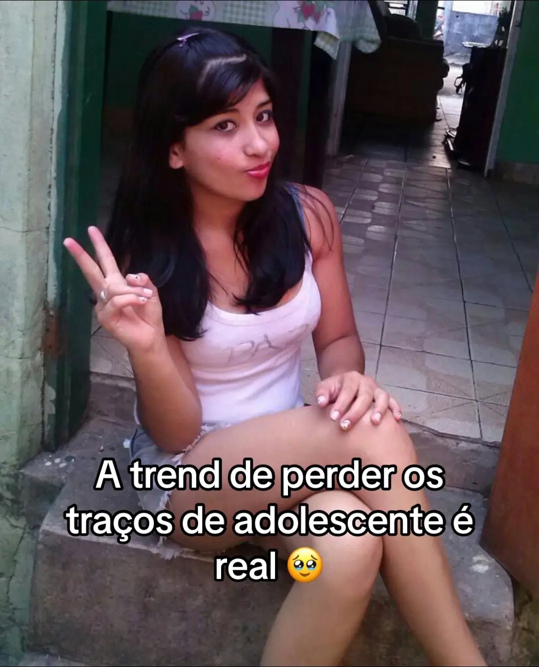 É gente, o tempo voaaaa 🥹  15 e 27 anos 😬 . . . #trend #adolescentes #adolescencia 