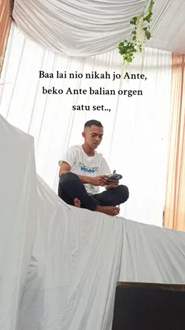 Baa lai nio @AndreanJoKee 🤣🤣#pargoy #orgentunggalsumbar #pargoypride #pargoysumbar #djterbaru #soundhoreg #orgentunggalsumbarnihboss #soundsystemsumbar #soundsystemindonesia #masukberanda #berandatiktok @Lusyana Alfano @Tulus idola group @Netra Fauzi💫 @Voni Siska yolanda @Soundman Payakumbuh @rahmatratama @arenadjaldhokuncoro @culculan_27 @achii163 @adrianmarcellino 