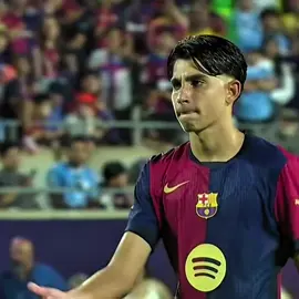 16-year-old Toni Fernández with the winning pen #fcbarcelona #tonifernandez 