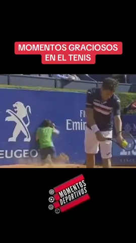 Un poquito de humor 🤣 . . . #blooper #bloopers #deportes #tennis #fyp #tiktok #viral #highlights #parati #humor #funny #parati 