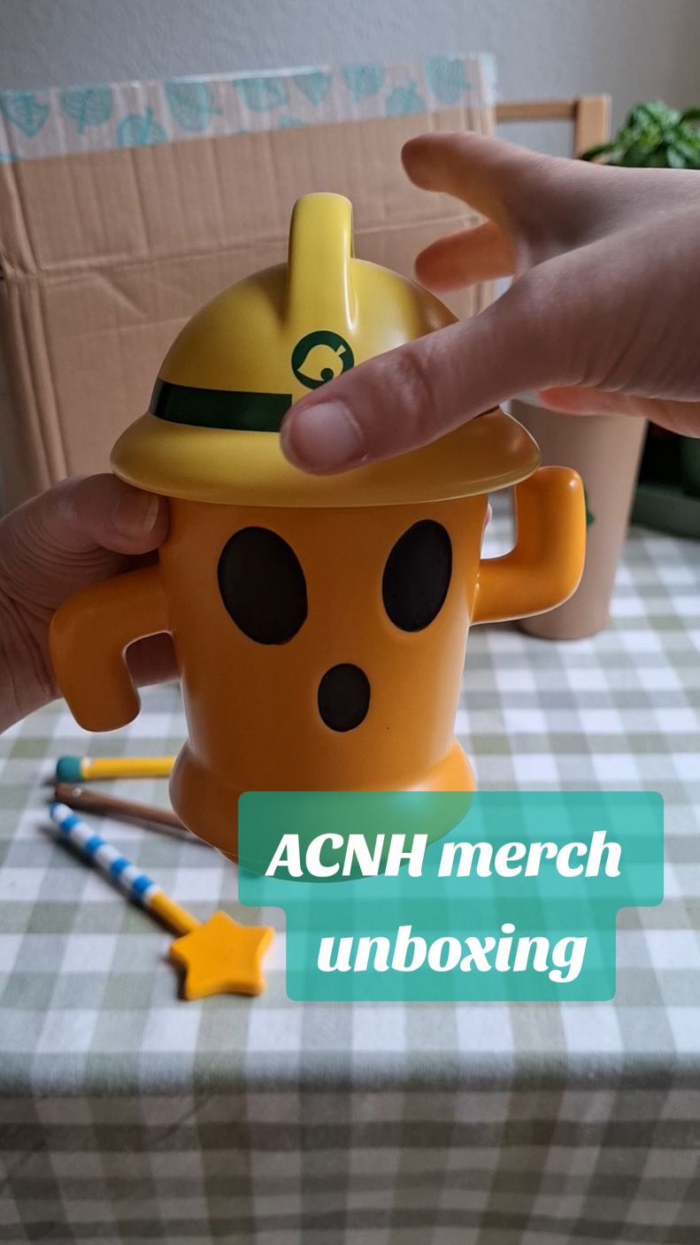 @baddyfoxshop kindly lifted me some of their wonderful ACNH merch and I couldn't be happier!😍 #acnh #animalcrossing #animalcrossingmerch #acnhmerch #cozygamergirl #cozygames #animalcrossingnewhorizons 