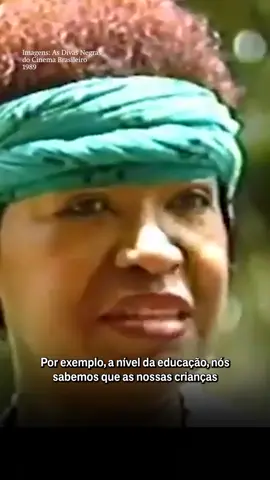 A fala de Lélia González nos lembra da brutal desigualdade educacional que as crianças negras enfrentam. “Eu acho da maior importância que a gente possa atuar junto às autoridades públicas para criação de uma legislação avance efetivamente em igualdade de oportunidades”.