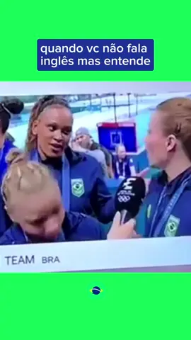 🇧🇷 Rebeca: eu não sei falar inglêix Jade: so much confident  Rebeca: não ei ei ei ei EI EI EI☝🏾 #ingles #humor #memes 