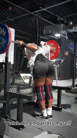 There was definitely something in my way because NO WAY 😂 #Fitness #squats #gymfitness #FitTok #fitnessmotivation #GymTok #squatfail #squatfailure 