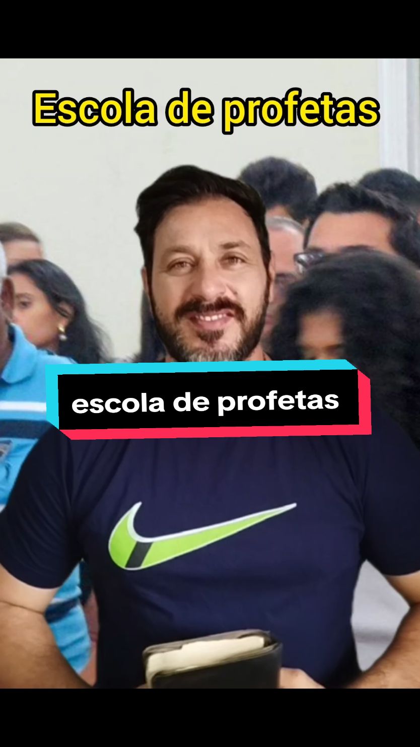 escola de profetas 🤣 #humorgospel #foryou #foryoupage #viral #fyp 