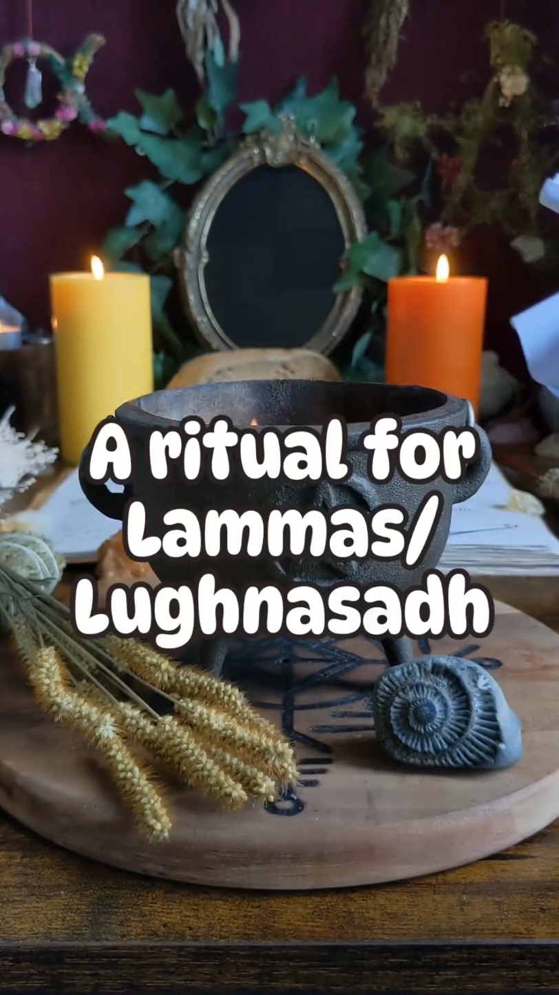 #lammas #lughnasadh #bookofshadows #wicca #witchtok #witchesoftiktok #witchcraft 