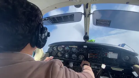 #مصر🇪🇬 #ليبيا🇱🇾 #explore #foryoupage #fypシ゚viral #pilotlife #aviation #بنغازي_ليبيا🇱🇾 #مرسي_مطروح #طبرق_ليبيا🇱🇾✈️ #الشعب_الصيني_ماله_حل😂😂 